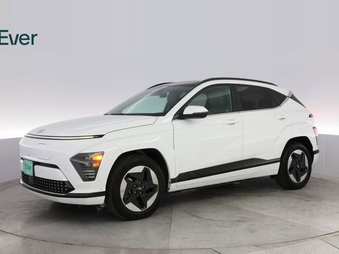 Used 2024 Hyundai Kona Limited image 15