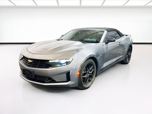 Used 2020 Chevrolet Camaro LT RWD image 21