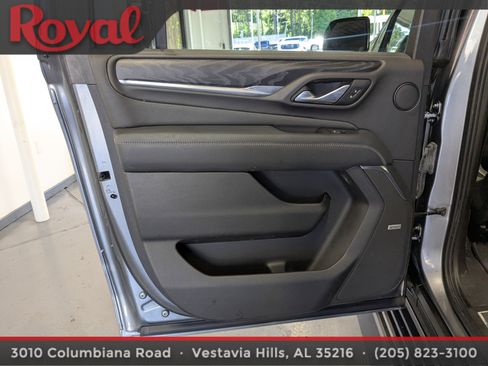 Used 2021 GMC Yukon XL Denali w/ Denali Premium Package RWD image 16