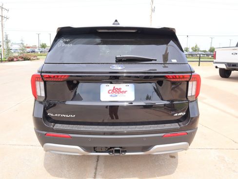 New 2026 Ford Explorer Platinum w/ LUX Leather Package AWD/4WD image 25