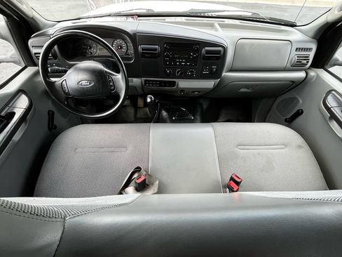 Used 2006 Ford F350 XL AWD/4WD image 15