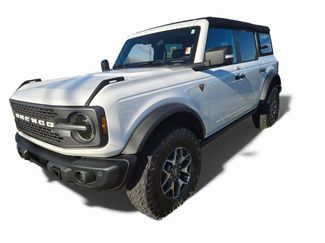 Used 2023 Ford Bronco Badlands video 1