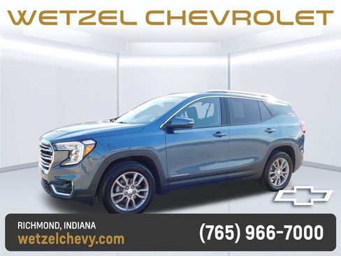 Used 2024 GMC Terrain SLT w/ Tech Package AWD/4WD image 7