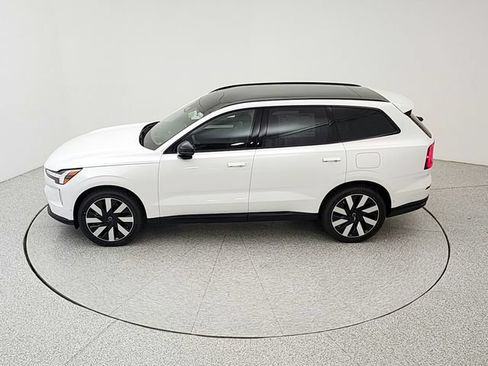 New 2026 Volvo EX90 Ultra AWD/4WD image 35