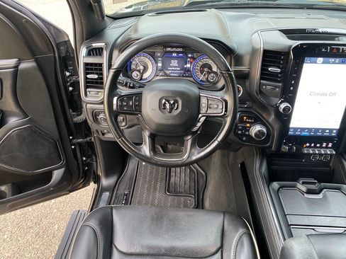 Used 2022 RAM 1500 Limited AWD/4WD image 15