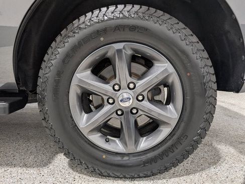 Used 2020 Ford Expedition XLT w/ FX4 Off-Road Package image 12