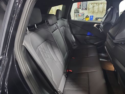 Certified 2025 BMW X3 xDrive30i w/ Premium Package AWD/4WD image 13