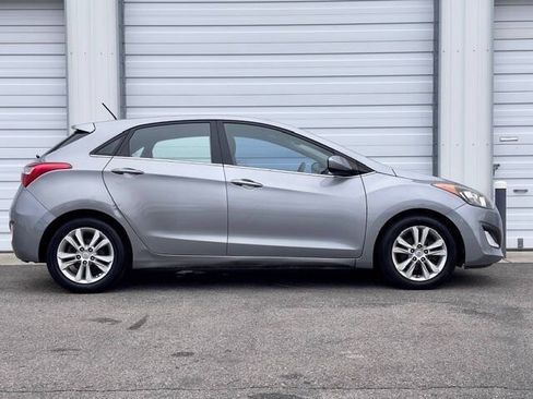 Used 2014 Hyundai Elantra GT FWD image 5