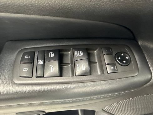Used 2021 Jeep Grand Cherokee Limited AWD/4WD image 20