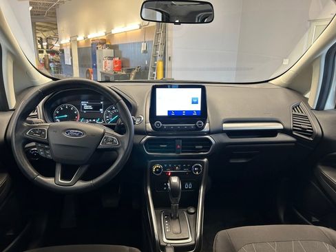 Used 2020 Ford EcoSport SE image 8