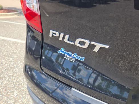 Used 2021 Honda Pilot Elite image 12