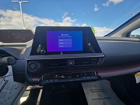 New 2025 Toyota Prius Plug-In Hybrid FWD image 14