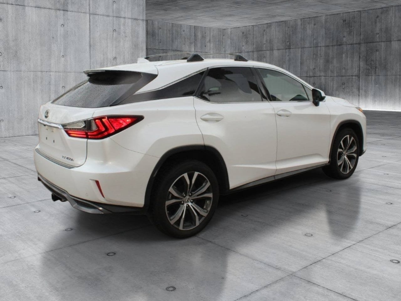 Used 2016 Lexus RX 450h AWD w/ Cold Weather Package image 4