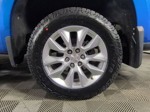 Certified 2024 Chevrolet Silverado 1500 Custom AWD/4WD image 11