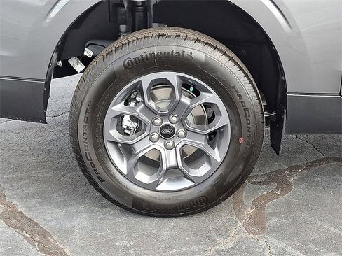 New 2025 Ford Maverick XLT w/ XLT Luxury Package image 9