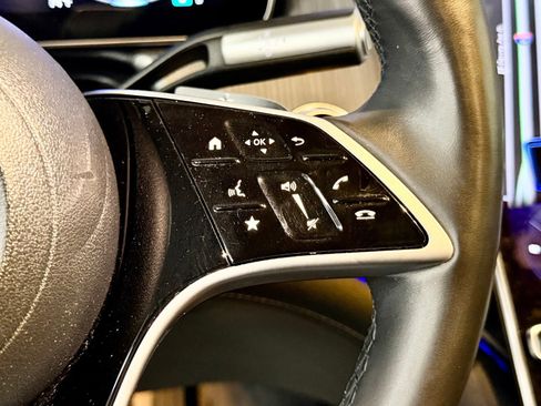 Certified 2023 Mercedes-Benz EQS 450+ 4MATIC SUV image 28