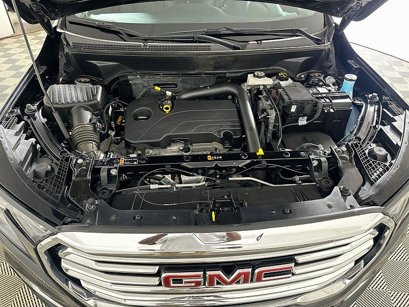 Used 2024 GMC Terrain SLT AWD/4WD image 28