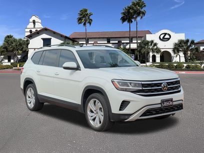 Used 2023 Volkswagen Atlas SE w/ Panoramic Sunroof Package