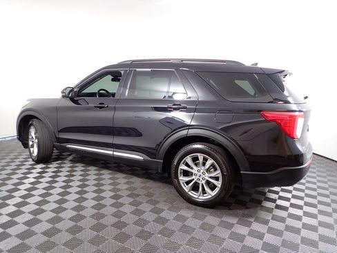 Used 2024 Ford Explorer XLT w/ Equipment Group 202A AWD/4WD image 12