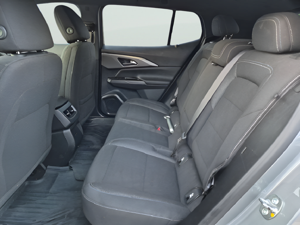 Used 2026 Chevrolet Equinox EV LT FWD image 33