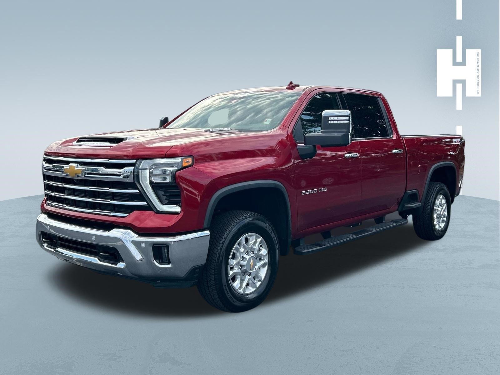 Used 2024 Chevrolet Silverado 2500 LTZ w/ LTZ Plus Package AWD/4WD image 3