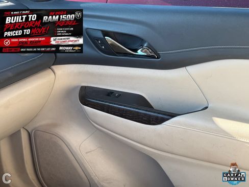 Used 2021 GMC Acadia Denali w/ Denali Technology Package FWD image 15