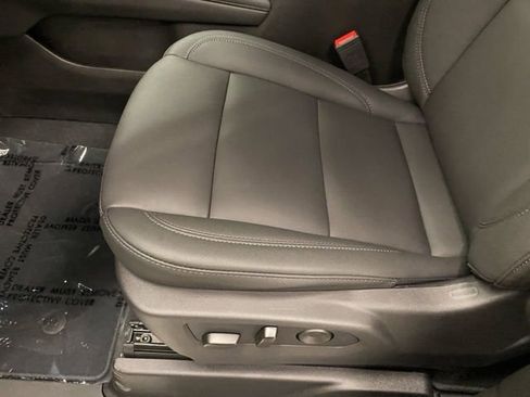 New 2026 Chevrolet Tahoe LT image 18