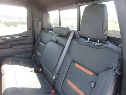 New 2026 GMC Sierra 1500 AT4 image 14