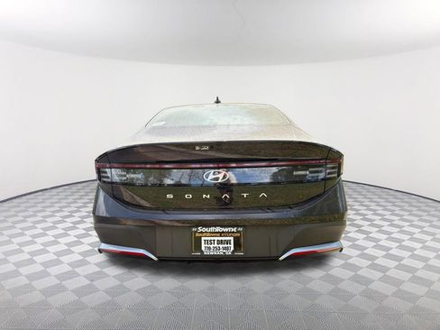 New 2026 Hyundai Sonata SE FWD image 6