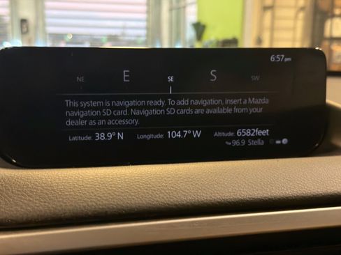 Used 2025 MAZDA CX-50 AWD 2.5 S w/ Premium Package image 22
