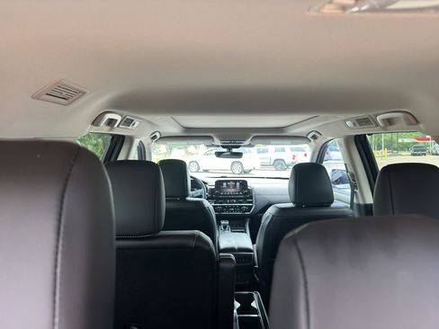 Used 2023 Nissan Pathfinder SL w/ SL Premium Package FWD image 30