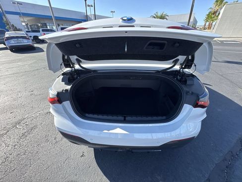Used 2022 BMW 430i Convertible w/ M Sport Package RWD image 27
