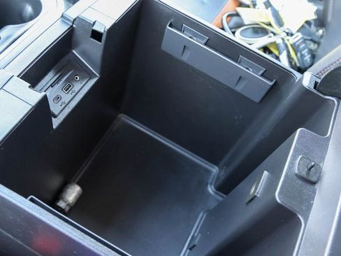 Used 2022 GMC Sierra 2500 AT4 w/ AT4 Preferred Package image 23