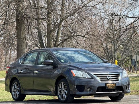 Used 2013 Nissan Sentra SR w/ Electronics Pkg FWD image 3