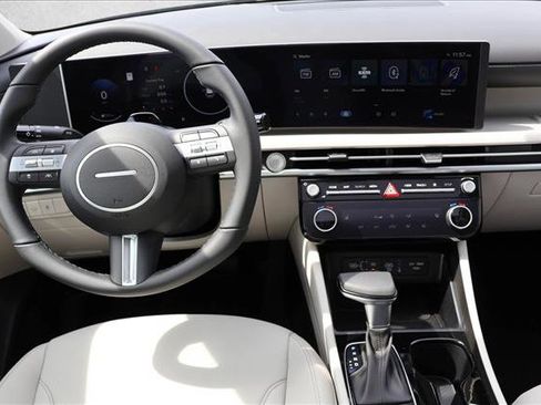 New 2026 Hyundai Tucson SEL image 25