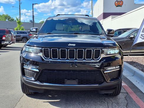 Certified 2025 Jeep Grand Cherokee Limited AWD/4WD image 25