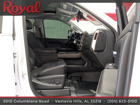 Used 2018 GMC Sierra 2500 Denali w/ Duramax Plus Package image 8