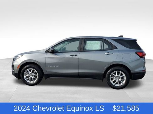 Certified 2024 Chevrolet Equinox LS w/ Driver Confidence II Package AWD/4WD image 2
