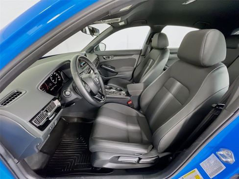 Used 2025 Honda Civic Sport image 22
