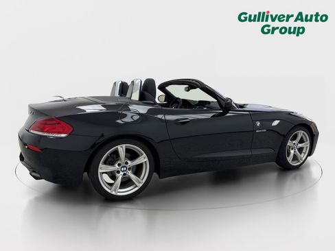 Used 2013 BMW Z4 sDrive35i w/ M Sport Pkg RWD image 23