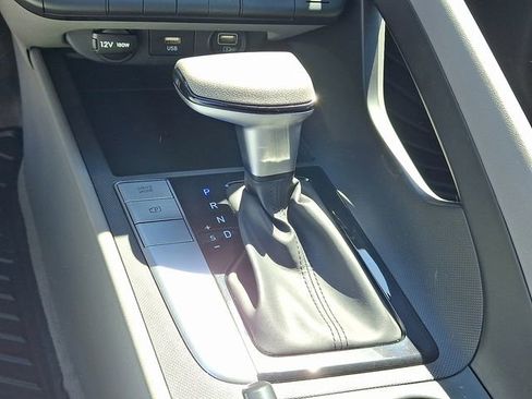 Certified 2023 Hyundai Elantra SEL w/ Preferred Accessory Package FWD image 14