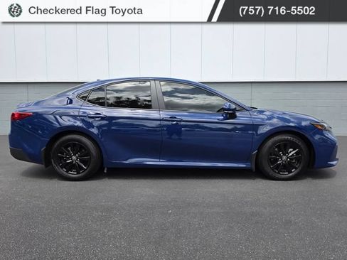 Used 2025 Toyota Camry LE w/ Convenience Package FWD image 9