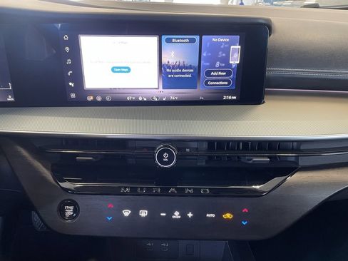 Certified 2025 Nissan Murano SL image 16