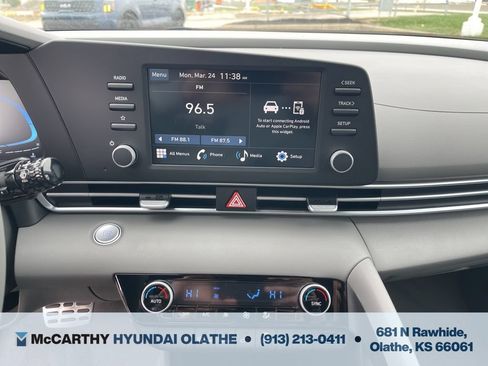 Used 2025 Hyundai Elantra Sport FWD image 7