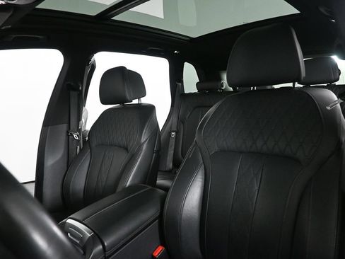 Used 2025 BMW X5 xDrive50e AWD/4WD image 5