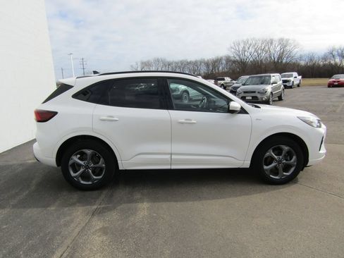 Used 2023 Ford Escape ST-Line Select w/ Tech Pack #2 AWD/4WD image 6