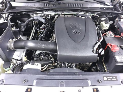 Used 2016 Toyota Tacoma SR AWD/4WD image 47