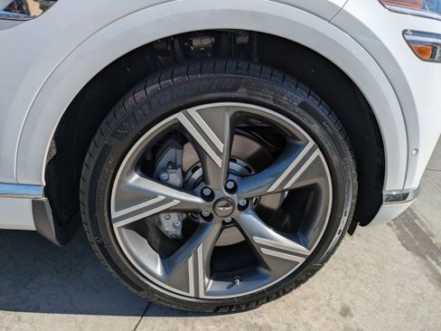 New 2025 Genesis GV80 3.5T Prestige image 8