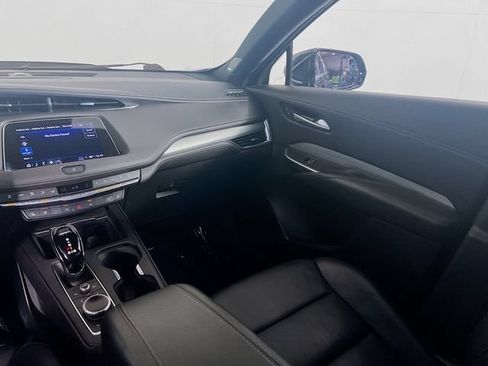 Used 2023 Cadillac XT4 Premium Luxury w/ Driver Assist Package FWD image 19