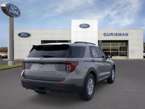 New 2025 Ford Explorer Active image 7